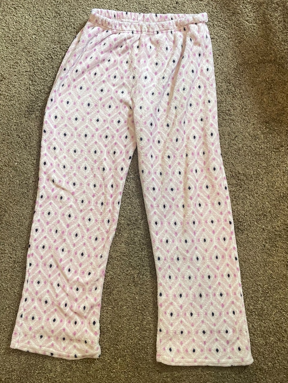 Cozy Pink Patterned Women's Fleece Pajama Pants